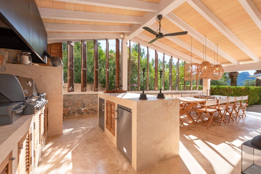 6 soverom Villa til salgs i Puerto de Andratx med svømmebasseng garasje - € 9 750 000 (Ref: 9296699)