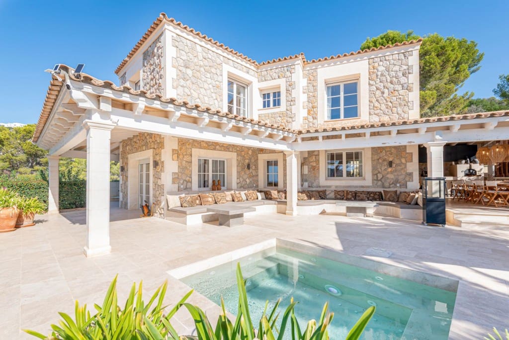 6 soverom Villa til salgs i Puerto de Andratx med svømmebasseng garasje - € 9 750 000 (Ref: 9296699)