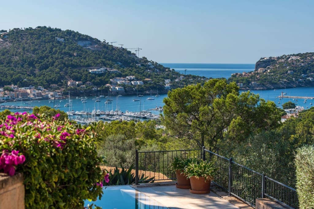 6 soverom Villa til salgs i Puerto de Andratx med svømmebasseng garasje - € 9 750 000 (Ref: 9296699)