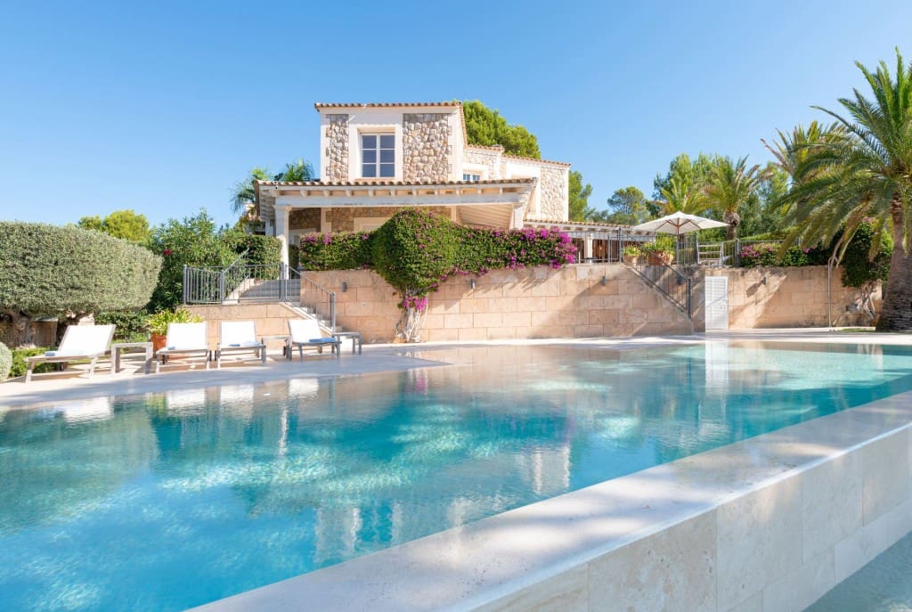 6 soverom Villa til salgs i Puerto de Andratx med svømmebasseng garasje - € 9 750 000 (Ref: 9296699)