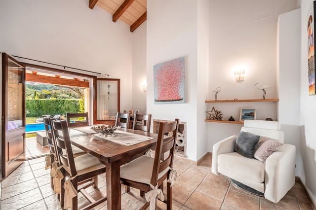 3 bedroom Villa for sale in Pollensa / Pollença with pool - € 1,100,000 (Ref: 9308382)