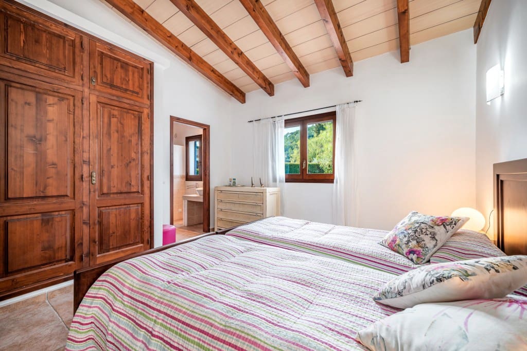 3 bedroom Villa for sale in Pollensa / Pollenca with pool - € 1,100,000 (Ref: 9308382)