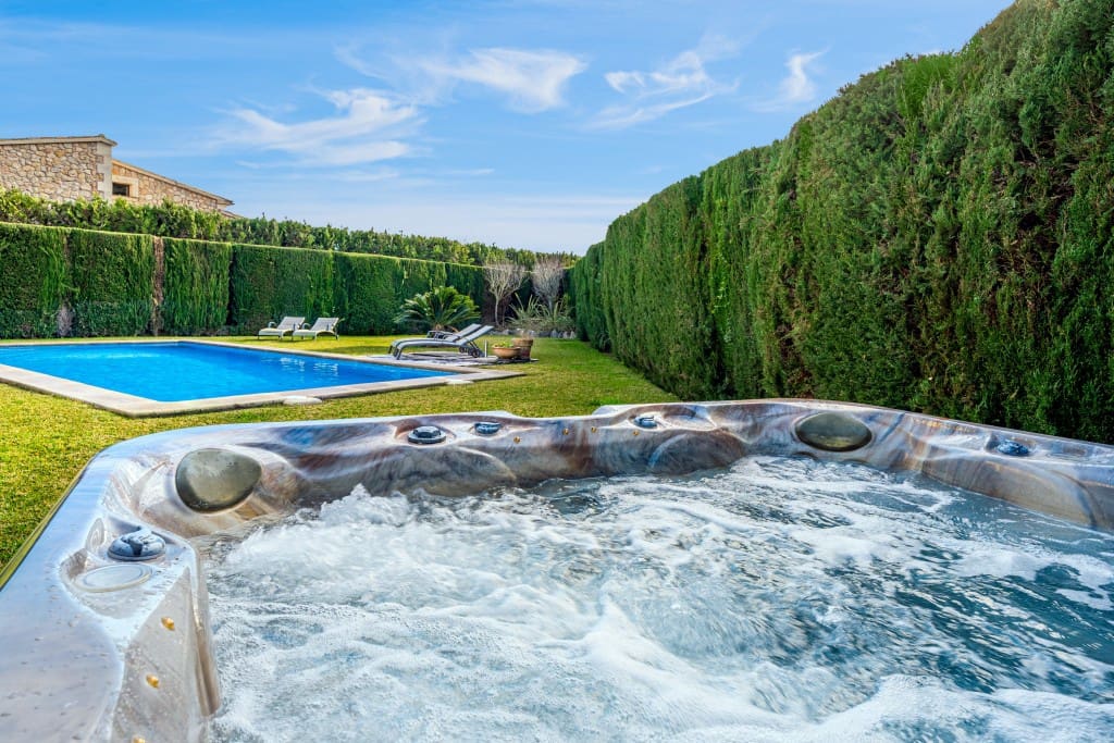 3 bedroom Villa for sale in Pollensa / Pollenca with pool - € 1,100,000 (Ref: 9308382)