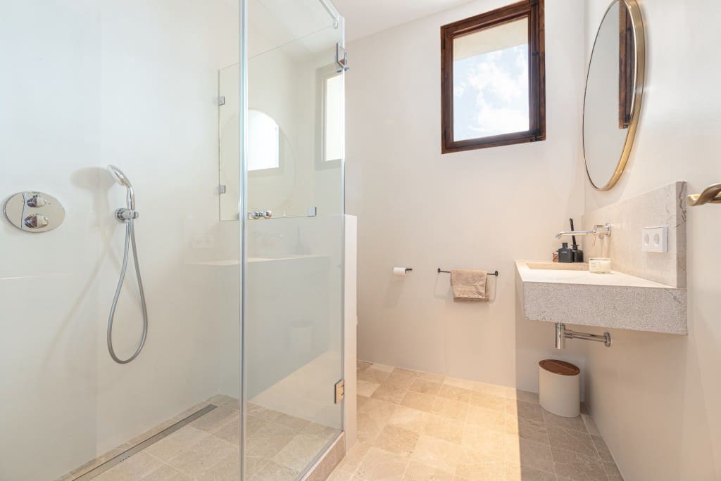 4 soveværelse Byhus til leje i Pollensa / Pollenca med swimmingpool - € 5.500 (Ref: 9337693)