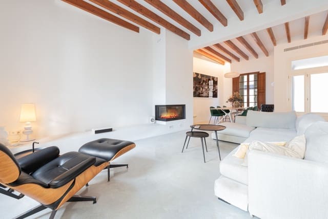 4 soveværelse Byhus til leje i Pollensa / Pollença med swimmingpool - € 5.500 (Ref: 9337693)