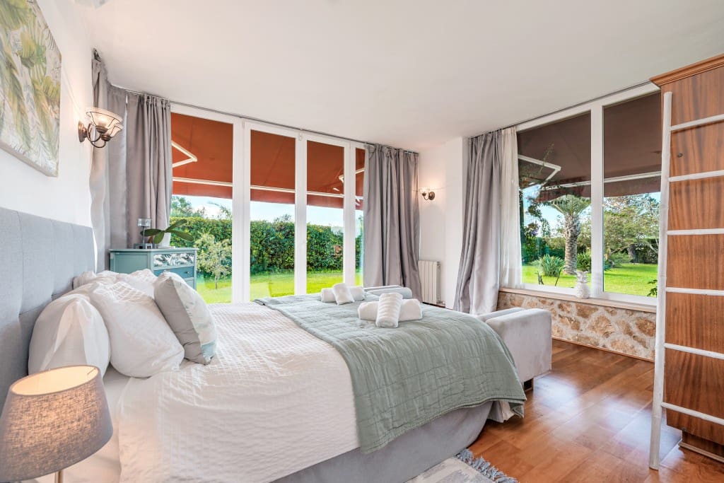 4 soverom Villa til salgs i Son Gual med svømmebasseng garasje - € 1 100 000 (Ref: 9344366)