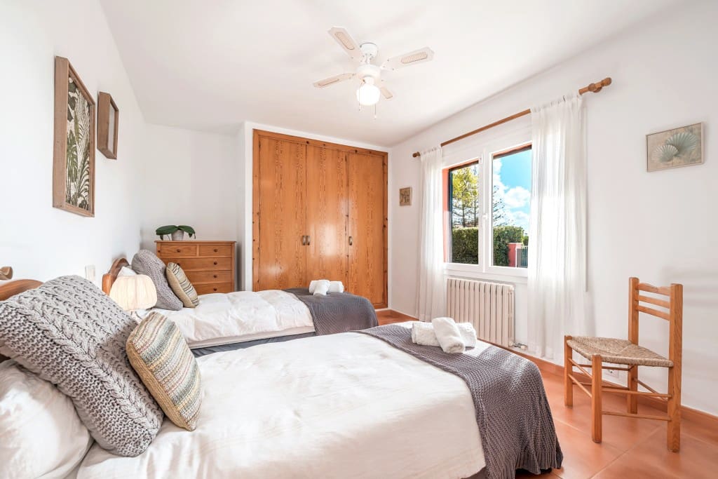 4 soverom Villa til salgs i Son Gual med svømmebasseng garasje - € 1 100 000 (Ref: 9344366)