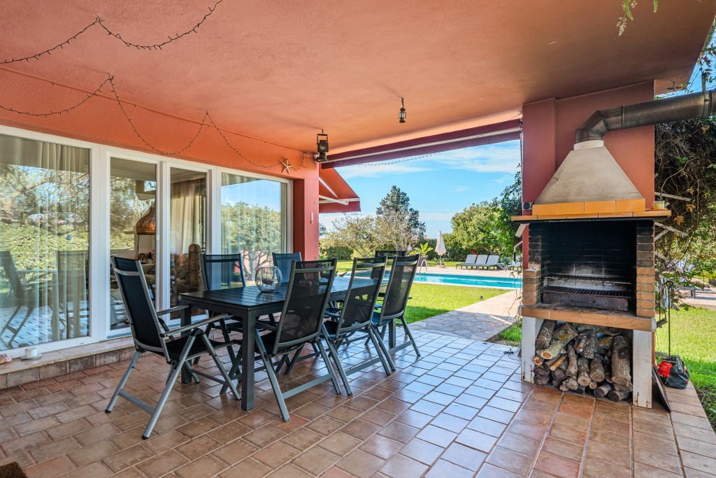 4 soverom Villa til salgs i Son Gual med svømmebasseng garasje - € 1 100 000 (Ref: 9344366)