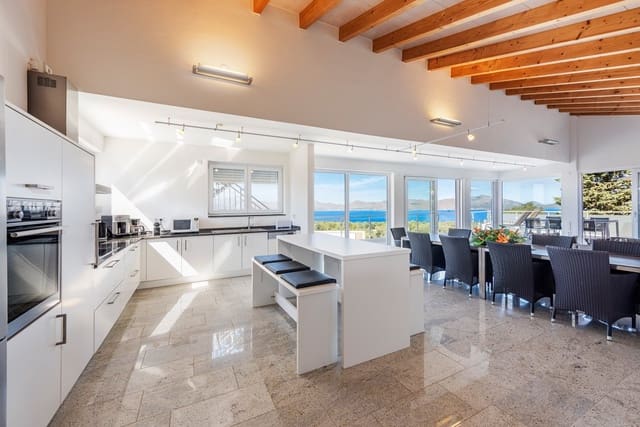 Chalet de 4 habitaciones en Mal Pas-Bon Aire, Alcúdia en venta con garaje - 3.985.000 € (Ref: 9346872)