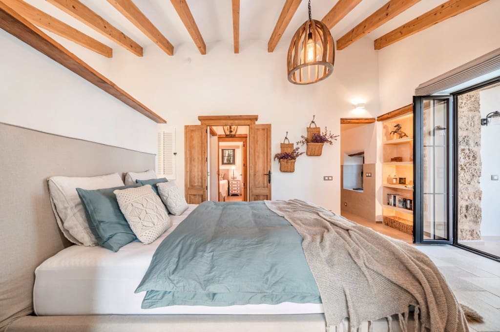 4 sypialnia Finka/Dom wiejski na sprzedaż w Alcudia z basenem garażem - 2 250 000 € (Ref: 9353188)