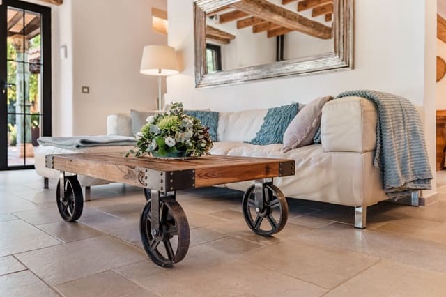 4 sypialnia Finka/Dom wiejski na sprzedaż w Alcúdia z basenem garażem - 2 250 000 € (Ref: 9353188)