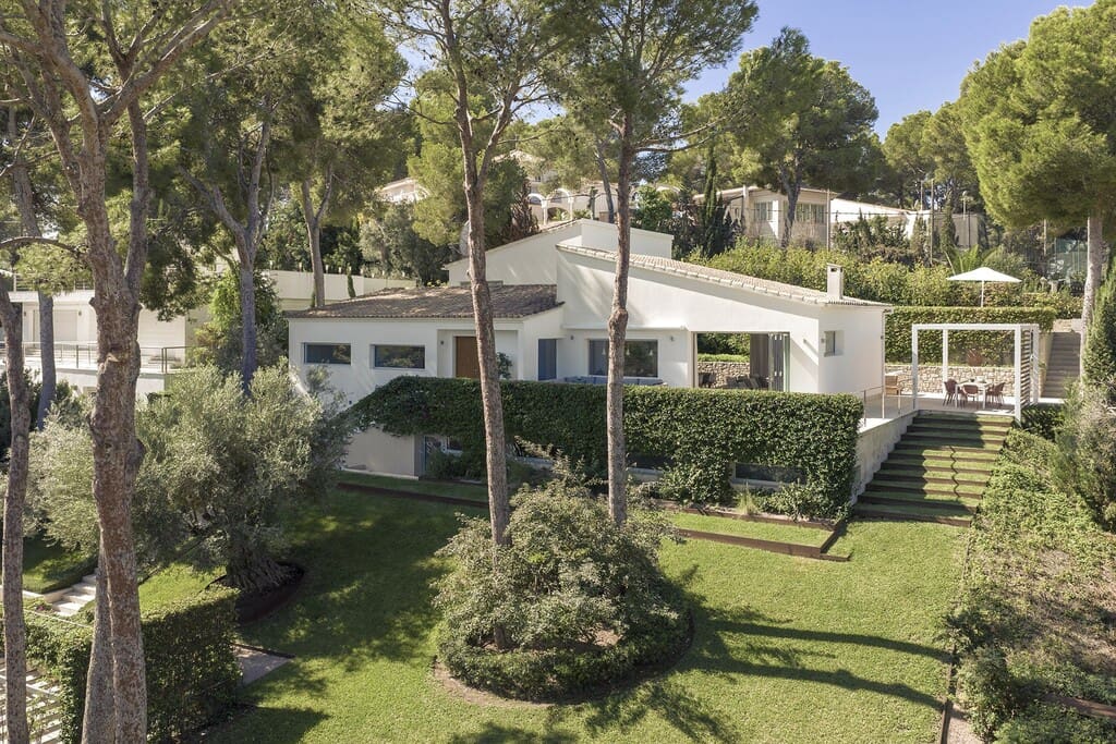 3 bedroom Villa for sale in Cala Vinyes / Cala Vinyas / Cala Vinas with pool - € 3,175,000 (Ref: 9361961)