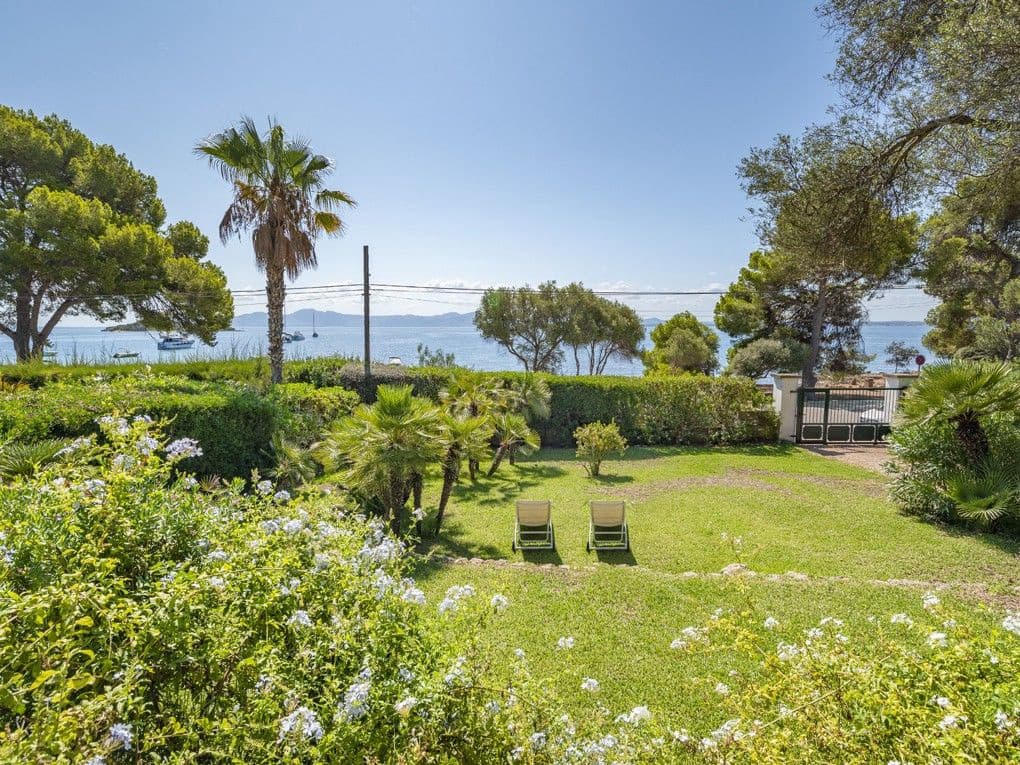 6 bedroom Villa for sale in Alcudia - € 4,300,000 (Ref: 9374979)