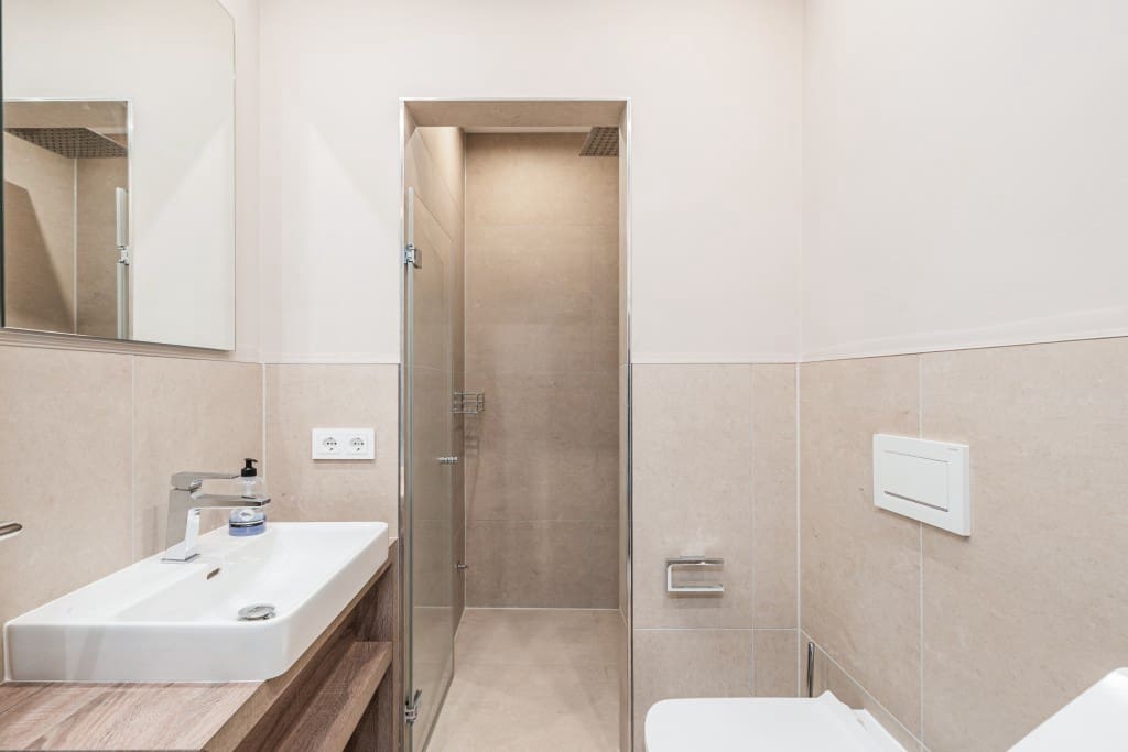 4 bedroom Villa for sale in Santa Ponsa with pool - € 2,250,000 (Ref: 9378740)