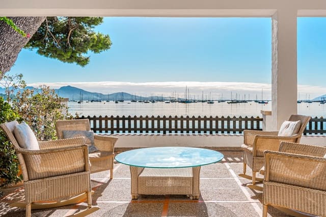 3 bedroom Apartment for sale in Port de Pollença, Pollensa / Pollença - € 2,500,000 (Ref: 9378742)