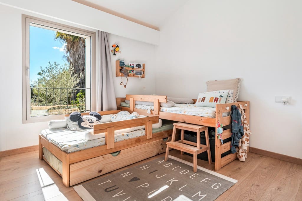 4 soveværelse Semi-Rækkehus til salg i Calvia med swimmingpool - € 1.980.000 (Ref: 9378743)