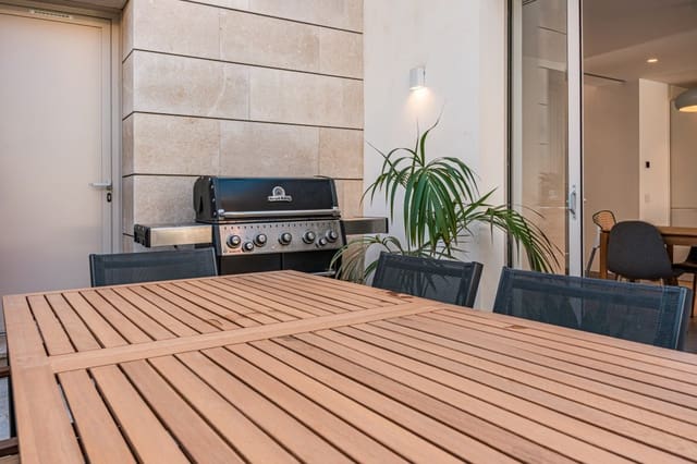 4 soveværelse Semi-Rækkehus til salg i Calvià med swimmingpool - € 1.980.000 (Ref: 9378743)