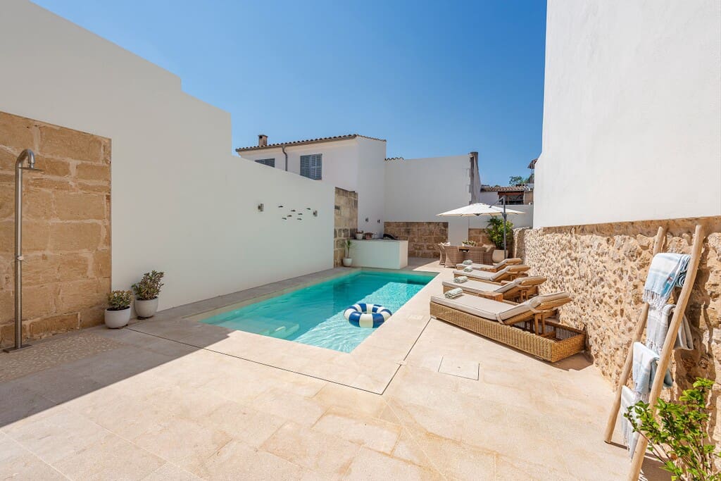 4 slaapkamer Huis te koop in Pollensa / Pollenca met zwembad - € 1.750.000 (Ref: 9390177)