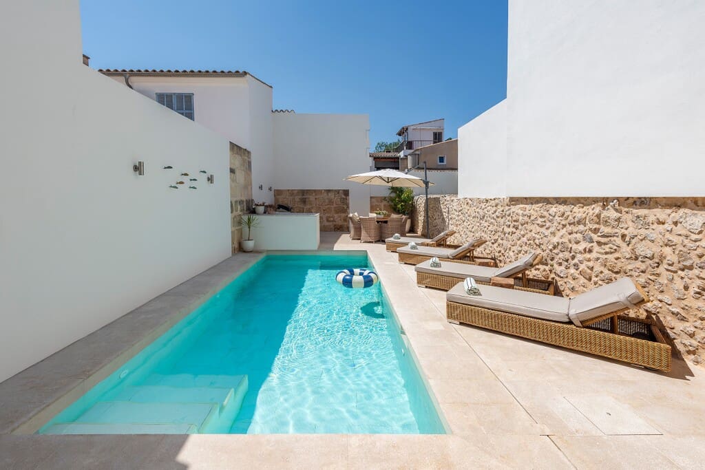 4 slaapkamer Huis te koop in Pollensa / Pollenca met zwembad - € 1.750.000 (Ref: 9390177)