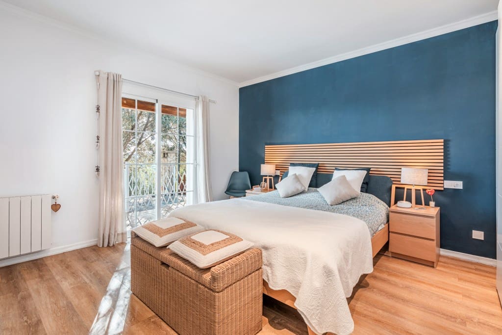 5 bedroom Villa for sale in Bunyola with pool - € 1,700,000 (Ref: 9400400)