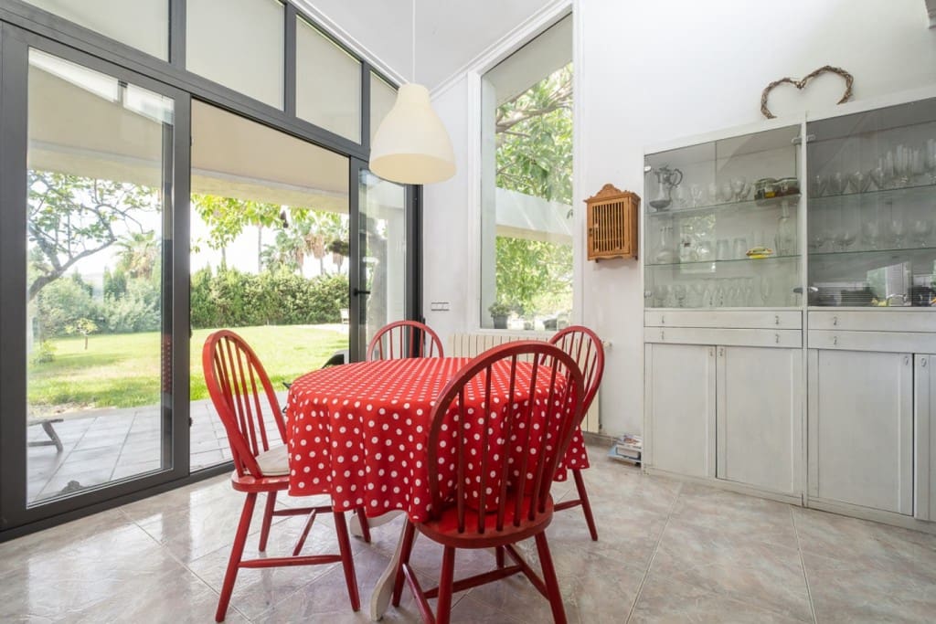 4 bedroom Finca/Country House for sale in Alcudia with pool - € 1,290,000 (Ref: 9413634)