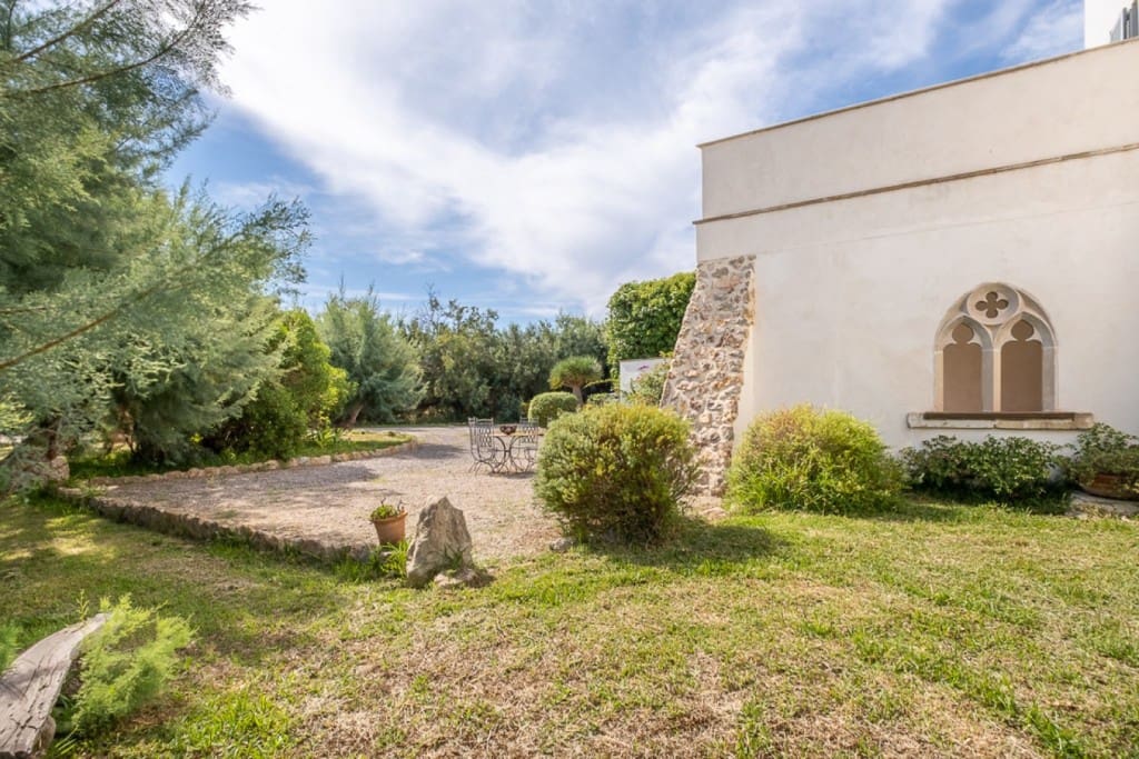 4 bedroom Finca/Country House for sale in Alcudia with pool - € 1,290,000 (Ref: 9413634)