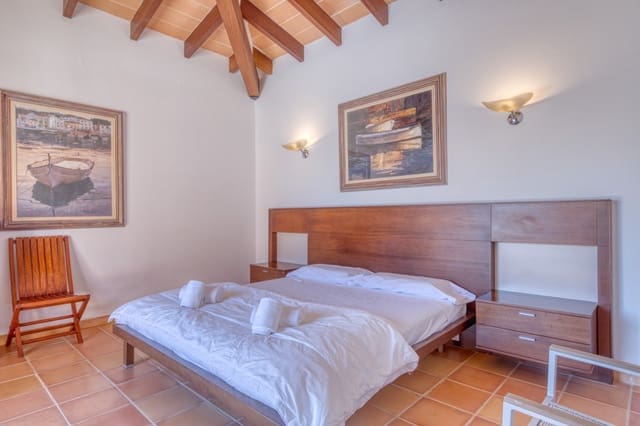 4 soveværelse Villa til salg i Port de Pollença, Pollensa / Pollença med swimmingpool - € 2.500.000 (Ref: 9415485)