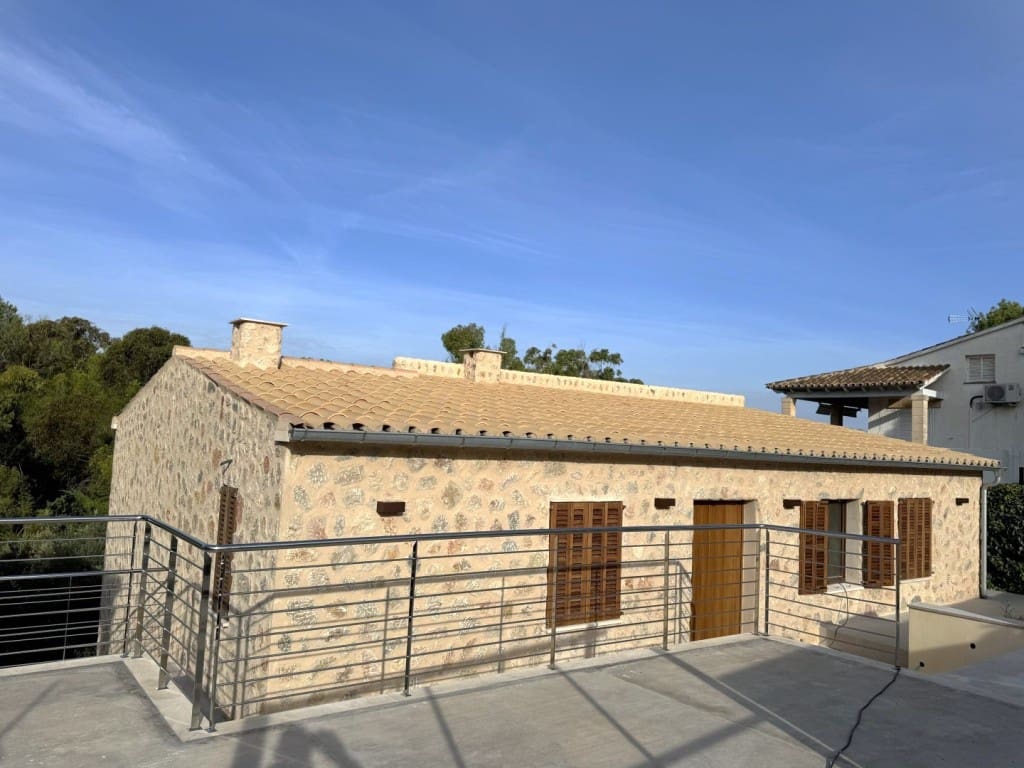 3 bedroom Villa for sale in Mal Pas-Bon Aire with pool - € 950,000 (Ref: 9415486)