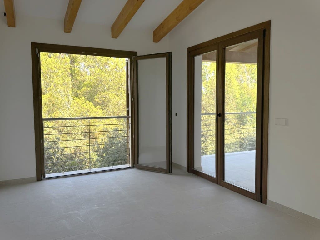 3 bedroom Villa for sale in Mal Pas-Bon Aire with pool - € 950,000 (Ref: 9415486)