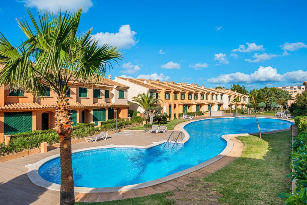 2 bedroom Apartment for sale in El Toro / Port Adriano with pool garage - € 750,000 (Ref: 9430838)