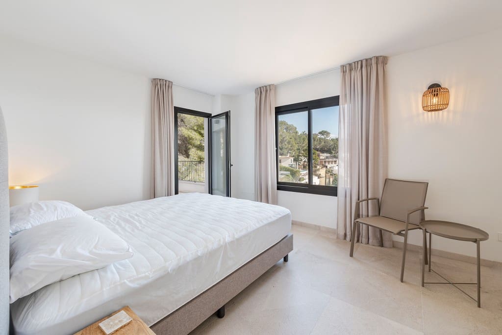 4 makuuhuone Huvila myytävänä paikassa Costa d'en Blanes mukana uima-altaan 
autotalli - 3 900 000 € (Ref: 9445853)