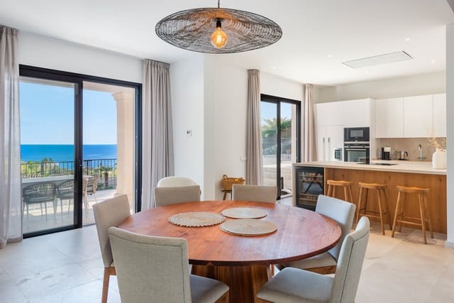 4 makuuhuone Huvila myytävänä paikassa Costa d'en Blanes, Calvià mukana uima-altaan 
autotalli - 3 900 000 € (Ref: 9445853)