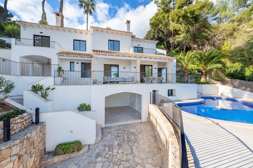 4 makuuhuone Huvila myytävänä paikassa Costa d'en Blanes mukana uima-altaan 
autotalli - 3 900 000 € (Ref: 9445853)