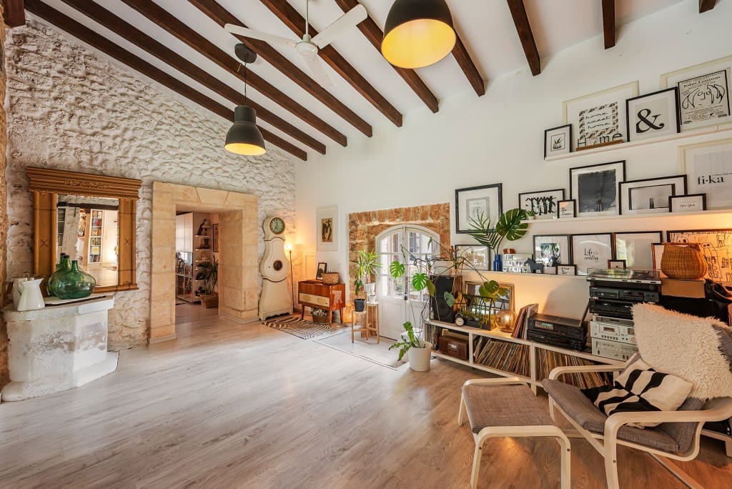 Finca/Casa Rural de 4 habitaciones en Sencelles en venta con piscina - 1.800.000 € (Ref: 9461130)