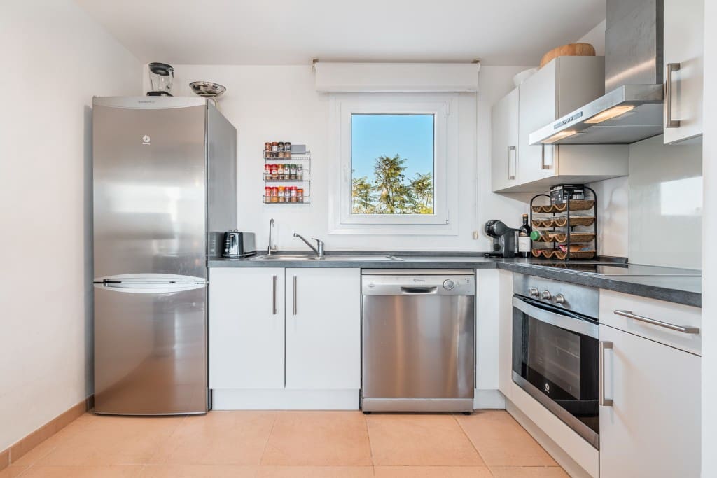 2 bedroom Apartment for sale in Sa Rapita / La Rapita with pool garage - € 480,000 (Ref: 9468143)