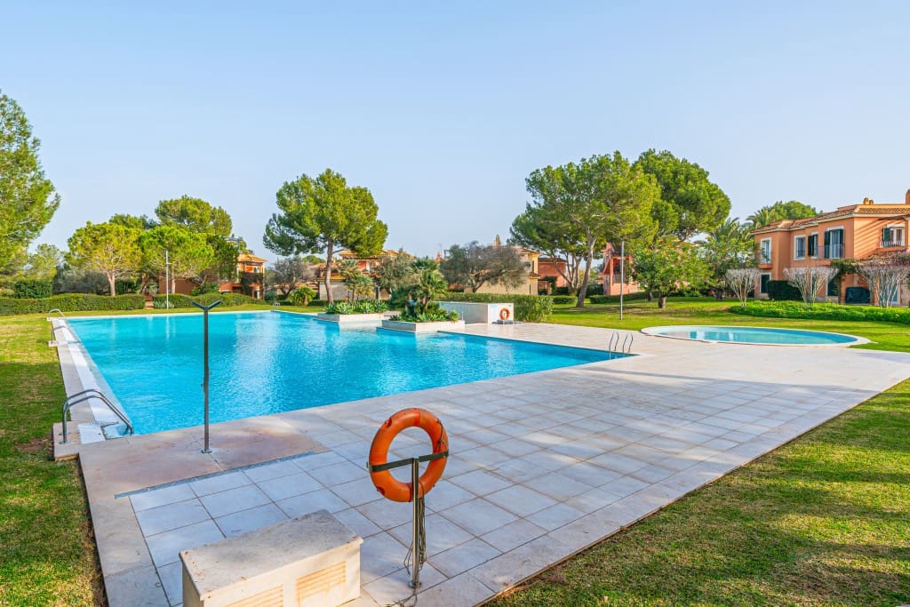 2 bedroom Apartment for sale in Sa Rapita / La Rapita with pool garage - € 480,000 (Ref: 9468143)