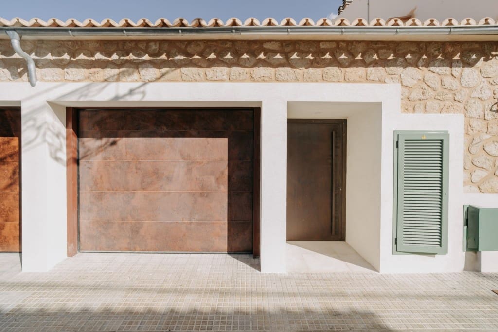 3 bedroom Townhouse for sale in Marratxi with garage - € 950,000 (Ref: 9470452)