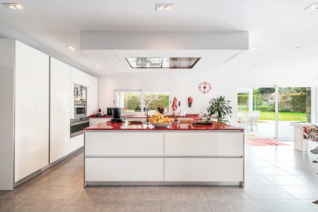 4 makuuhuone Huvila myytävänä paikassa El Toro / Port Adriano mukana uima-altaan 
autotalli - 2 660 000 € (Ref: 9470454)