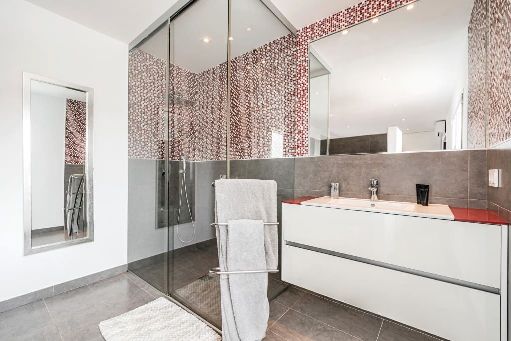 4 makuuhuone Huvila myytävänä paikassa El Toro / Port Adriano mukana uima-altaan 
autotalli - 2 660 000 € (Ref: 9470454)