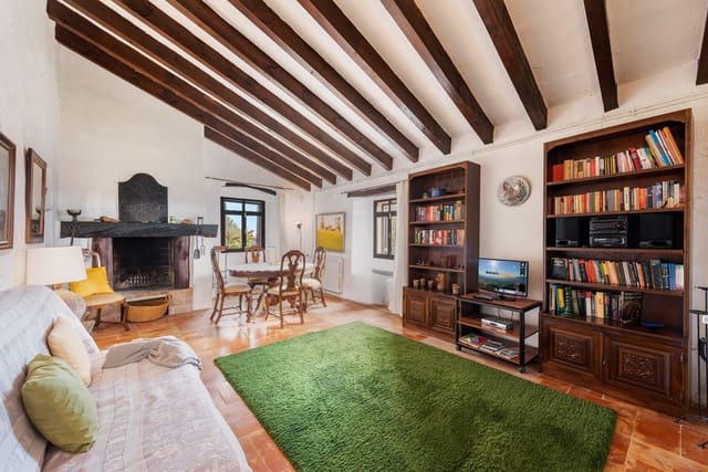 Finca/Casa Rural de 6 habitaciones en Caimari, Selva en venta con piscina garaje - 4.950.000 € (Ref: 9496882)