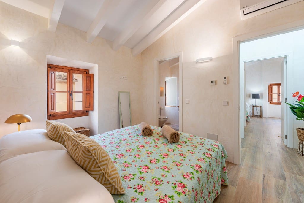 Casa de 3 habitaciones en Pollensa / Pollença en venta con piscina garaje - 1.595.000 € (Ref: 9529461)