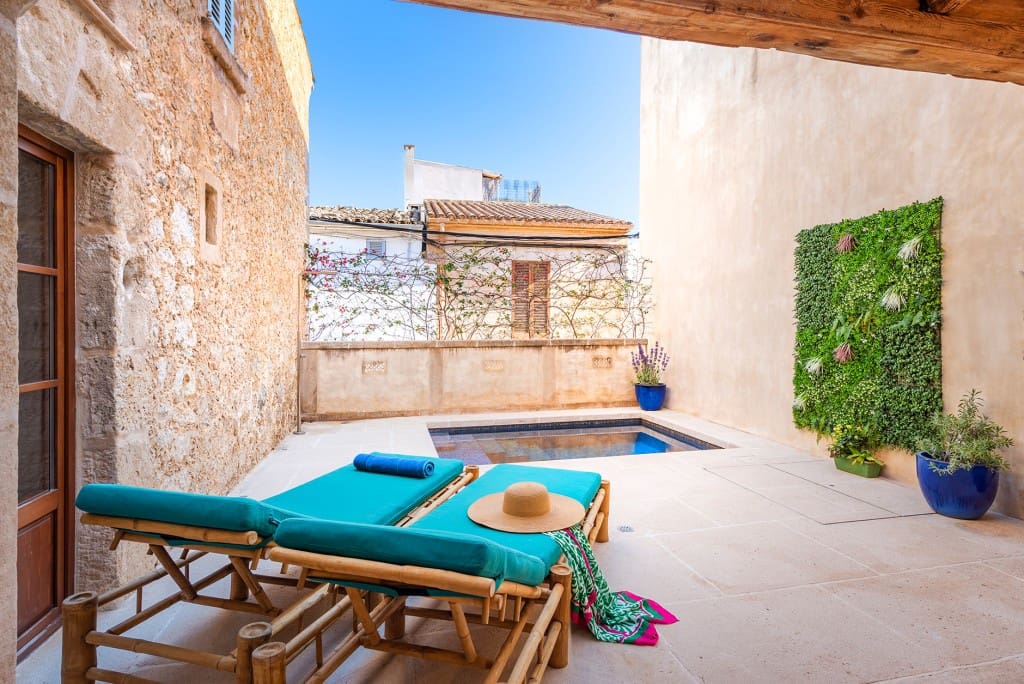 3 quarto Casa em Banda para venda em Pollensa / Pollenca com piscina garagem - 1 595 000 € (Ref: 9529461)