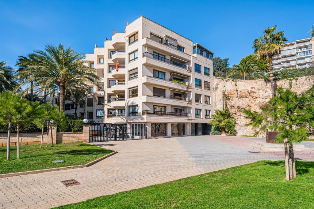 3 Zimmer Apartment zu verkaufen in Palma de Mallorca mit Pool - 1.100.000 € (Ref: 9568045)