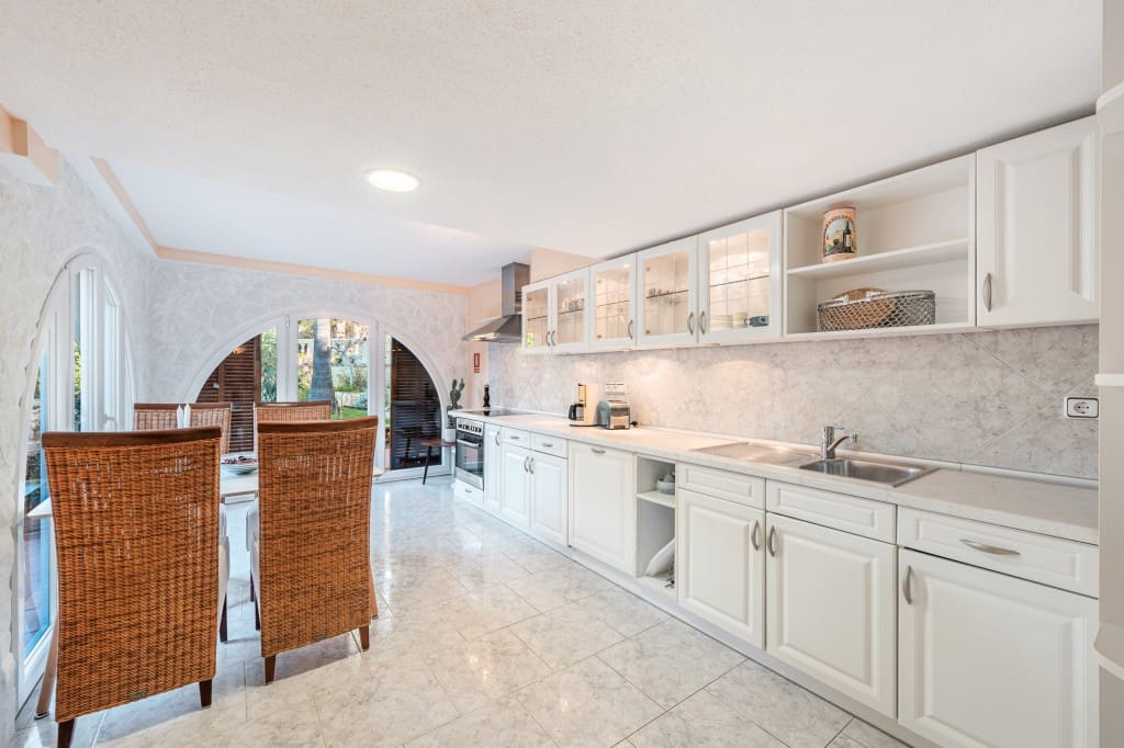 4 makuuhuone Huvila myytävänä paikassa Santa Ponsa mukana uima-altaan 
autotalli - 2 950 000 € (Ref: 9598721)