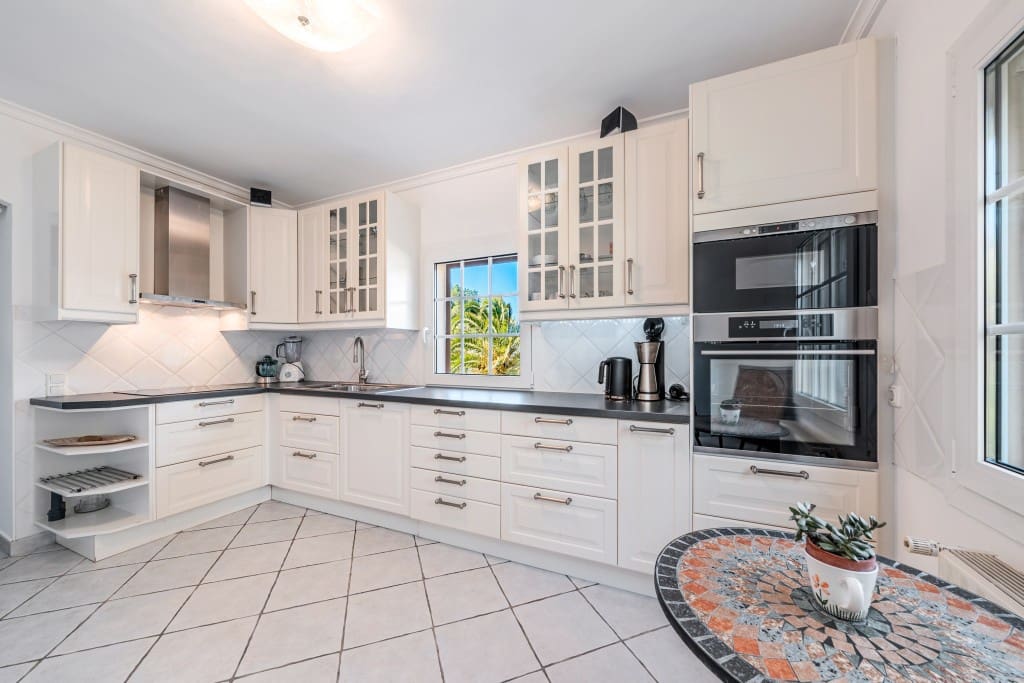 4 makuuhuone Huvila myytävänä paikassa Santa Ponsa mukana uima-altaan 
autotalli - 2 950 000 € (Ref: 9598721)