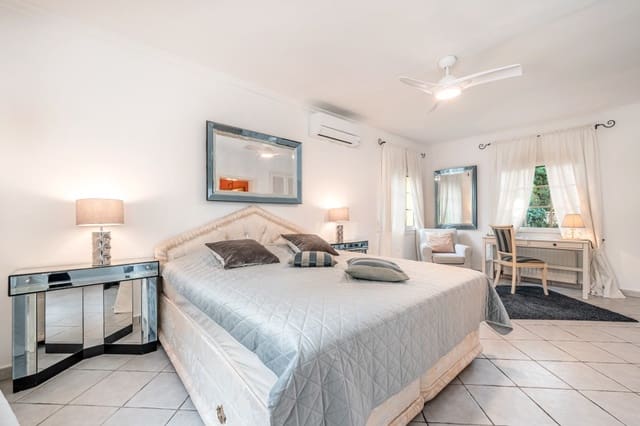 4 makuuhuone Huvila myytävänä paikassa Santa Ponsa, Calvià mukana uima-altaan 
autotalli - 2 950 000 € (Ref: 9598721)