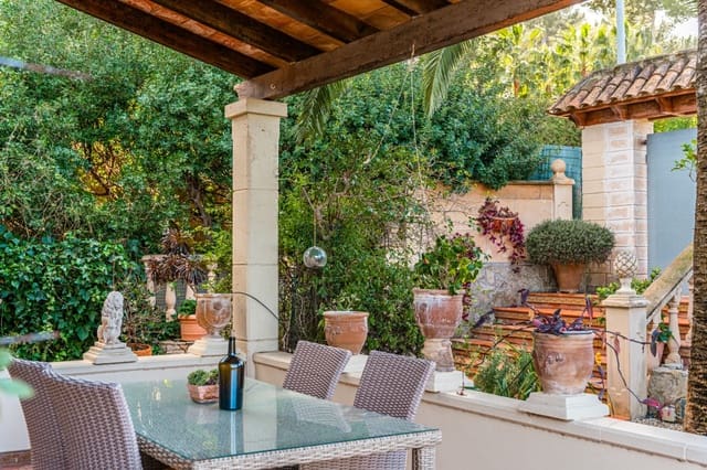 4 makuuhuone Huvila myytävänä paikassa Santa Ponsa, Calvià mukana uima-altaan 
autotalli - 2 950 000 € (Ref: 9598721)