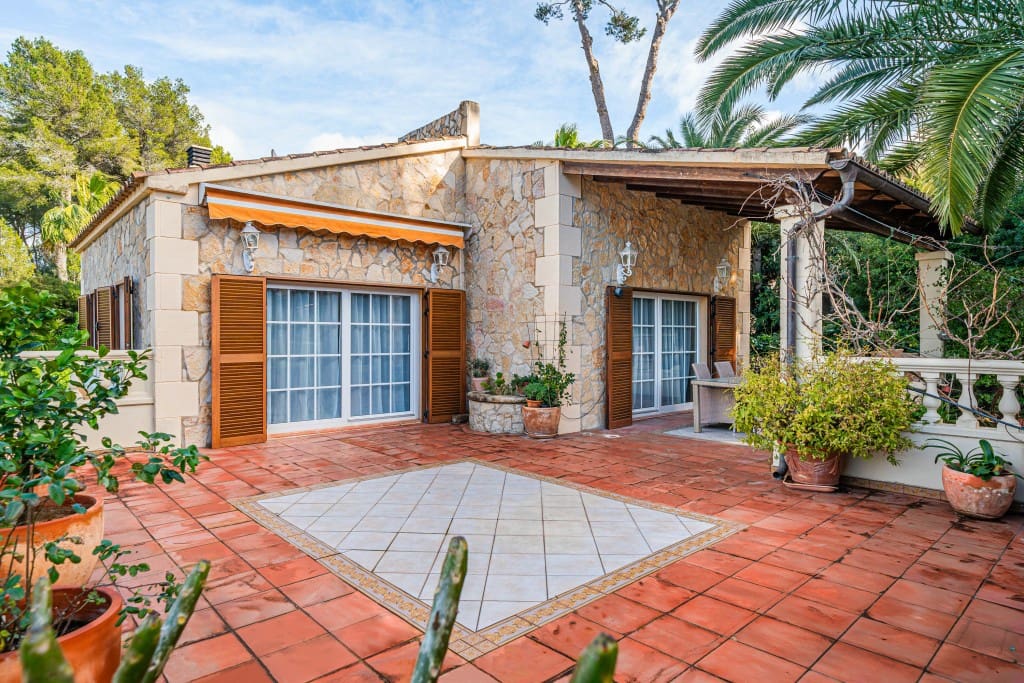 4 makuuhuone Huvila myytävänä paikassa Santa Ponsa mukana uima-altaan 
autotalli - 2 950 000 € (Ref: 9598721)