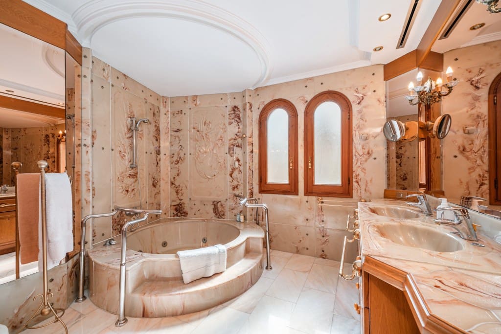 4 camera da letto Casa in vendita in Muro con garage - 1.200.000 € (Rif: 9604592)