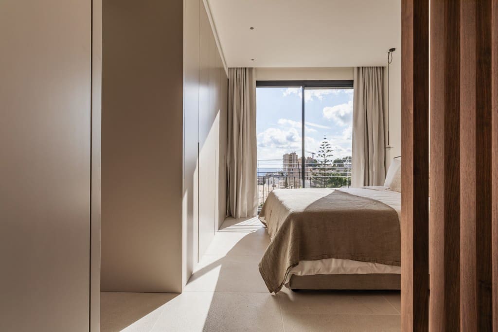 2 soveværelse Lejlighed til salg i Cala Mayor med swimmingpool garage - € 1.500.000 (Ref: 9607218)